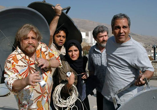 مروری بر 9 فیلم مهم تاریخ سینمای ایران که مخاطبان شان را در انتها غافلگیر کرده اند مروری بر 9 فیلم مهم تاریخ سینمای ایران که مخاطبان شان را در انتها غافلگیر کرده اند