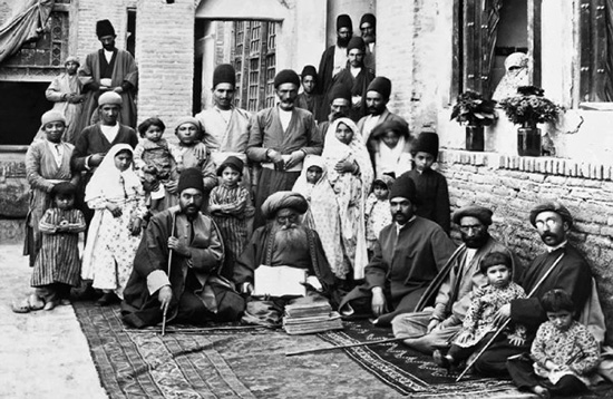 از آیین امان و امنیت تا فرار از قانون