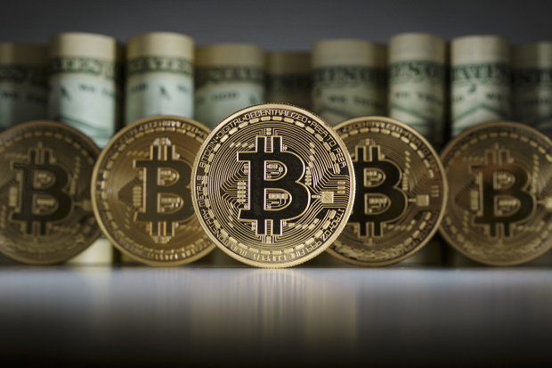 بیت کوین به بیش از 6400 دلار رسید
