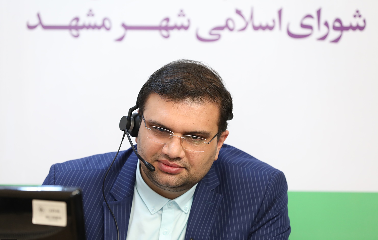 مشهد میتواند قطب گردشگری مذهبی جهان شیعه باشد مشهد میتواند قطب گردشگری مذهبی جهان شیعه باشد
