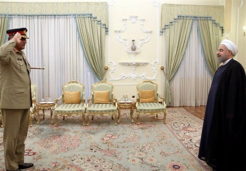 دیدار رئیس ستاد ارتش پاکستان با روحانی (+عکس)