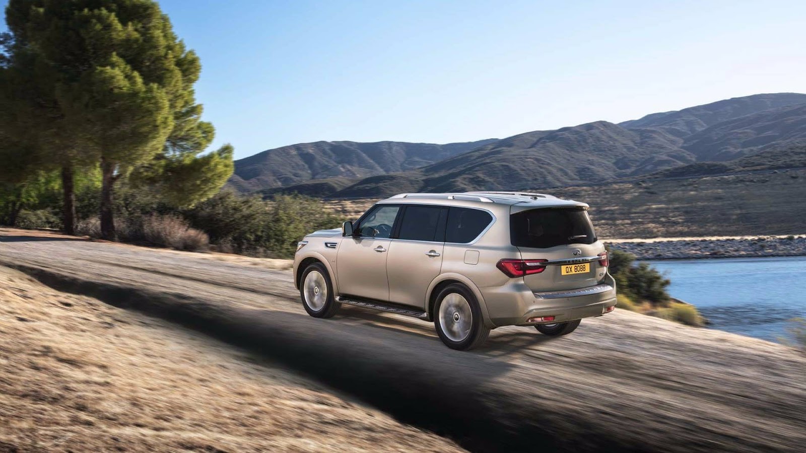 معرفی مونوگراف QX80 اینفینیتی در آستانه نمایشگاه خودروی دبی