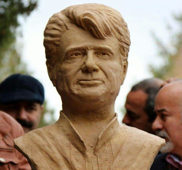 رونمایی از سردیس استاد شجریان (+عکس)
