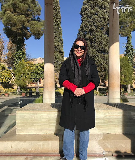 چهره ها در شبکههای اجتماعی (597) چهره ها در شبکههای اجتماعی (597)
