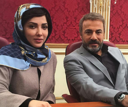 عالیجنابِ کاملا پوشالی عالیجنابِ کاملا پوشالی