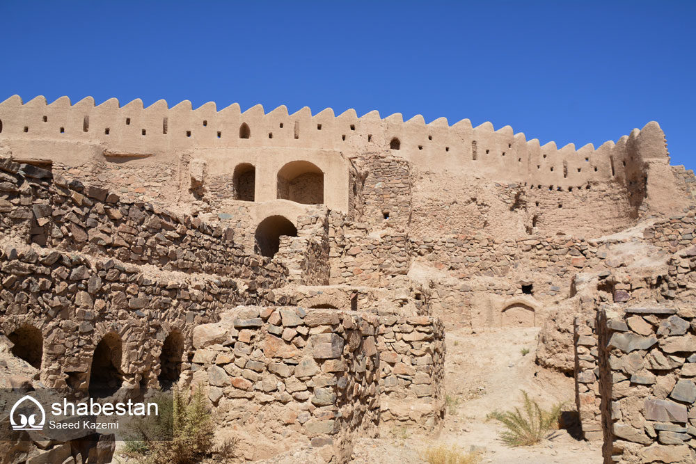 قلعه تاریخی فورگ در خراسان جنوبی (+عکس)