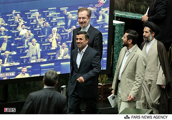 برای شما، احمدی نژاد جاده ساز و آسفالت ساز نبود