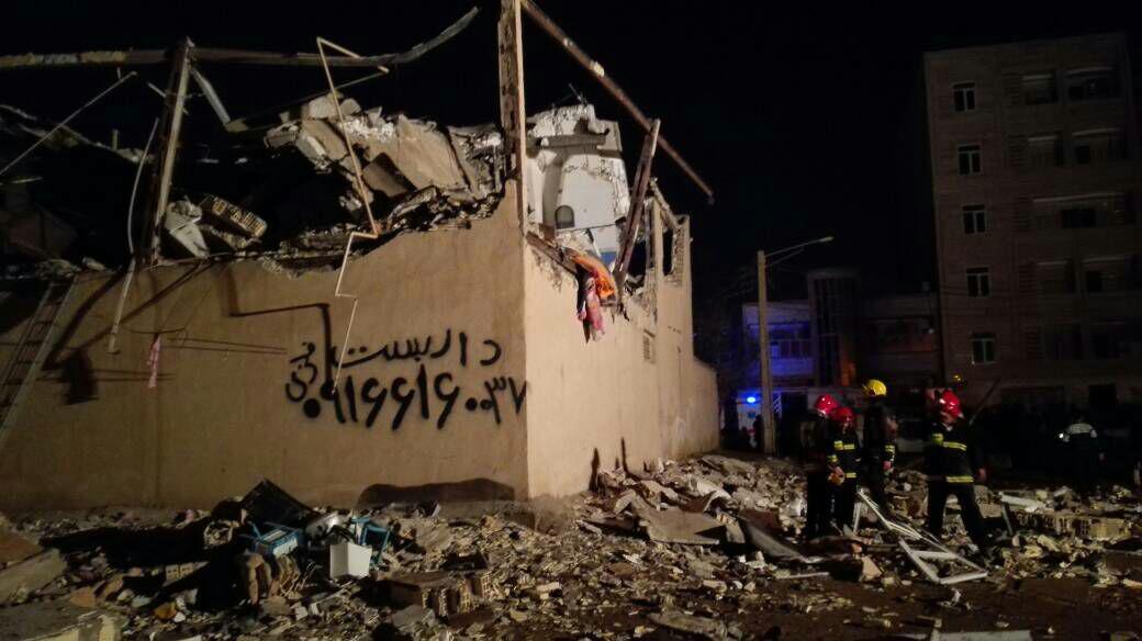 انفجار گاز در کوی نبوت اهواز (+عکس)