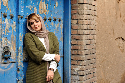 همدلی سرخابی همدلی سرخابی