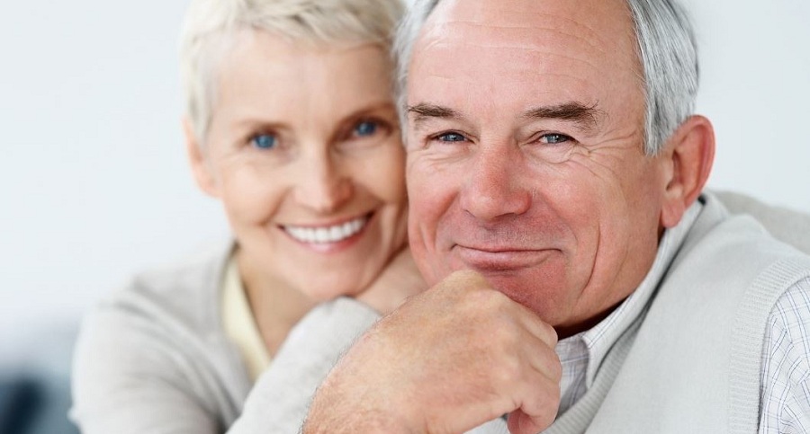 healthy old couple